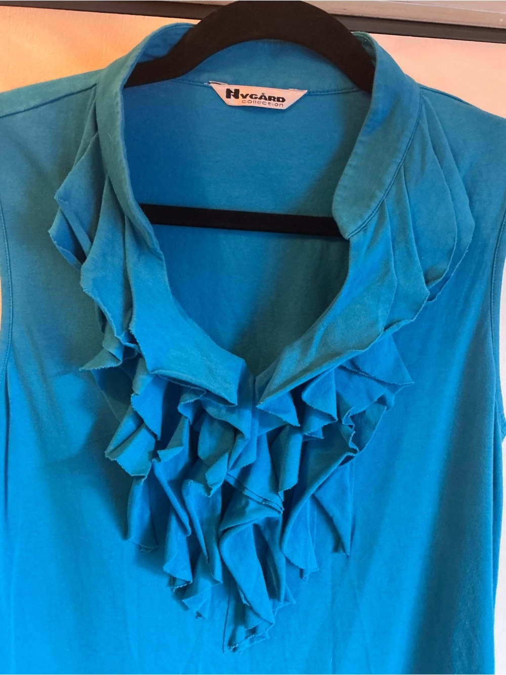Nygård Collection Blue Ruffle Neck Sleeveless Top Size Small / Medium - Picture 3 of 6